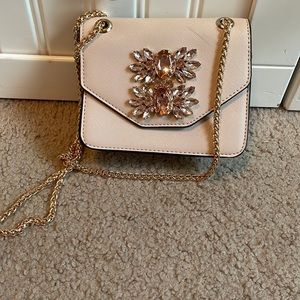 Slightly used Dune Small shoulder bag with gold chain